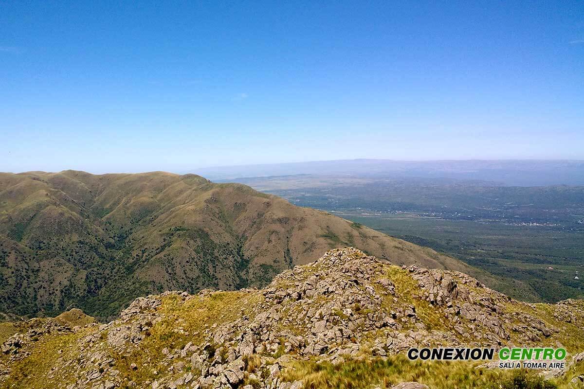 El cerro Uritorco propone una gran aventura