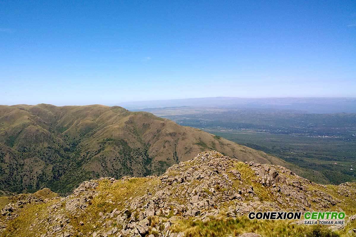 El cerro Uritorco propone una gran aventura