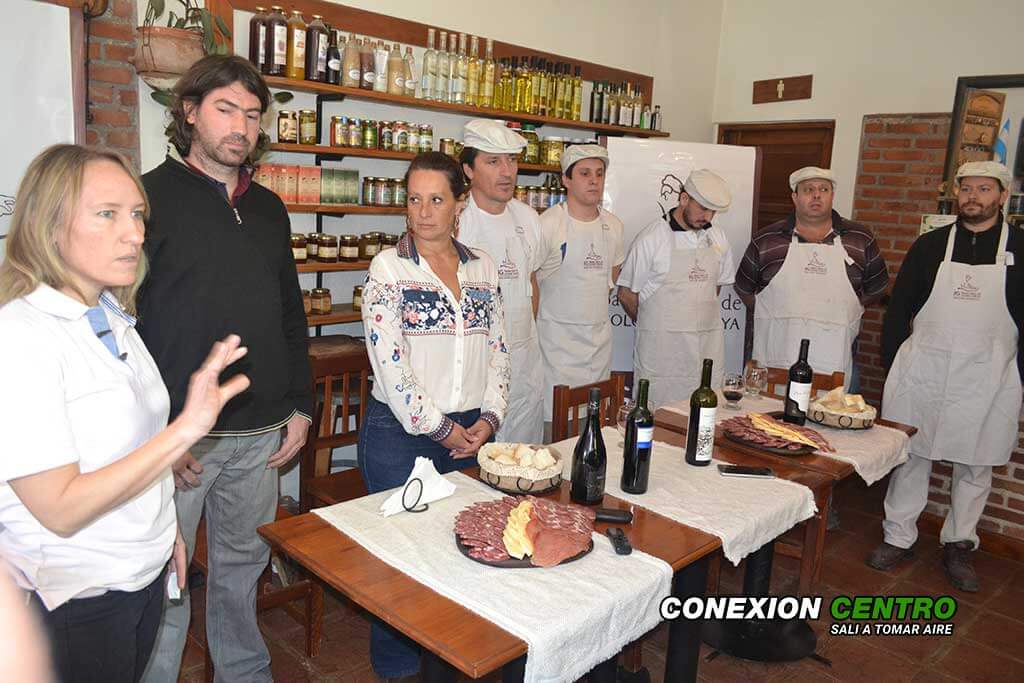 Colonia Caroya: prepara sus salames típicos